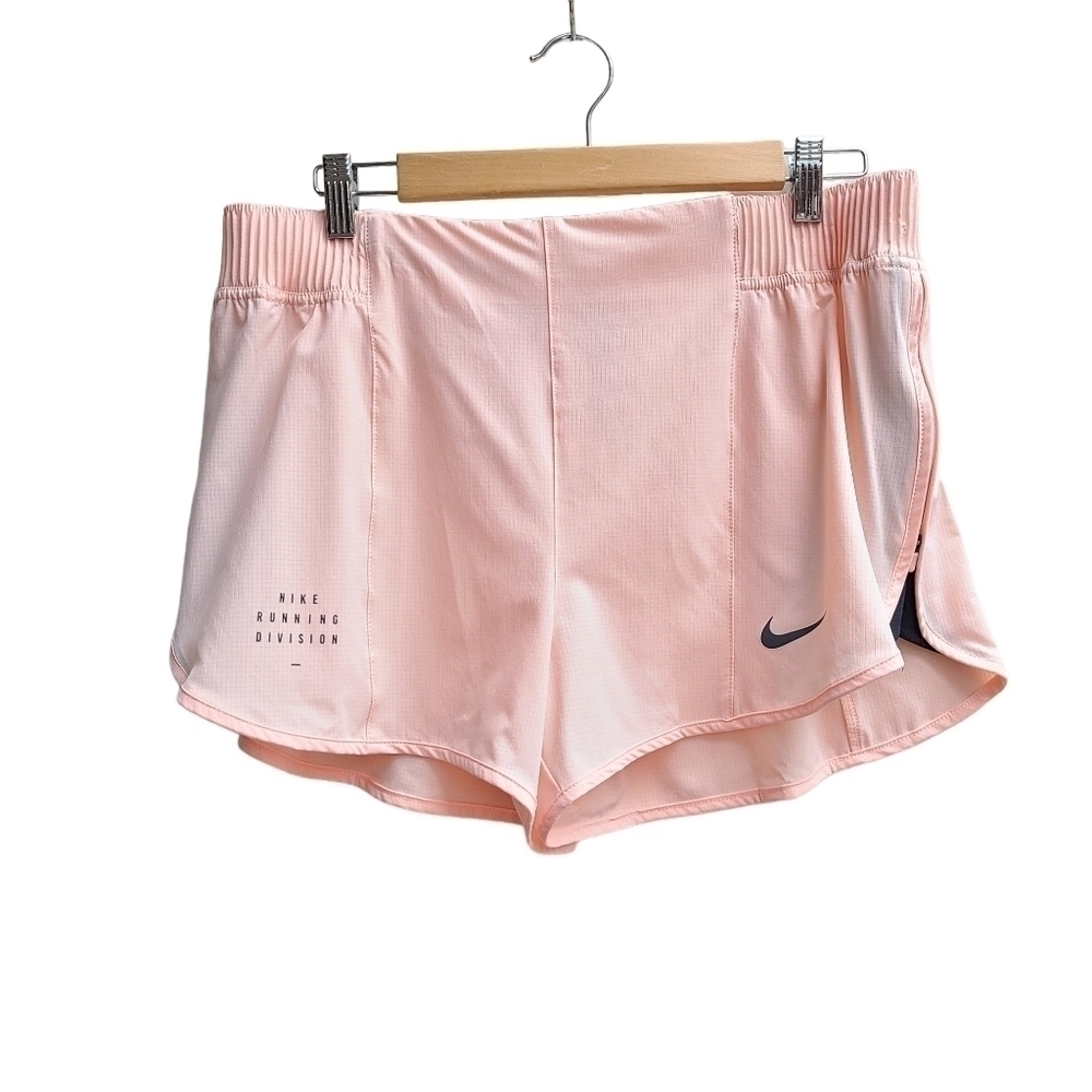 NWT Nike Running Division Side Zip Shorts, Size Large - Picture 10 of 15